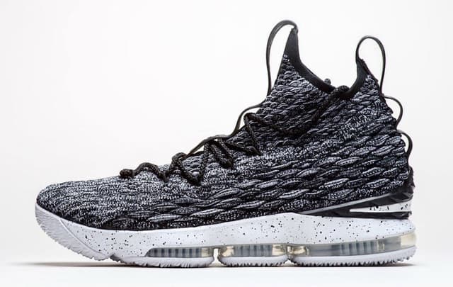 Nike LeBron 15 “Ashes” Nike release photo