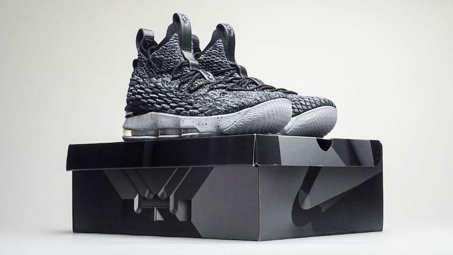Nike LeBron 15 “Ashes” release photo 16