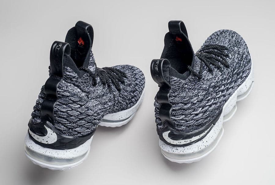 Nike LeBron 15 “Ashes” release photo 4