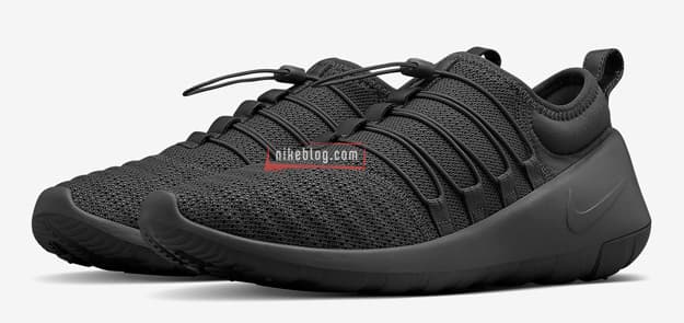 Nike Payaa release photo 1