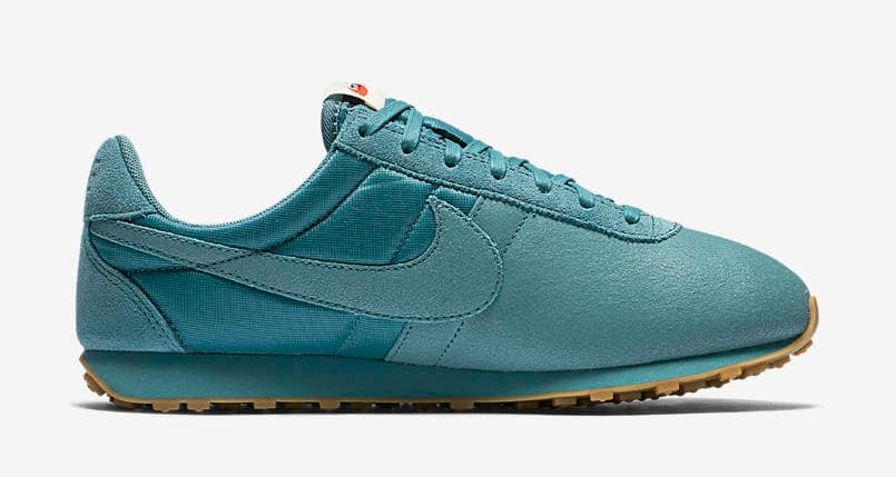 Nike WMNS Pre Montreal Racer Premium release photo 3