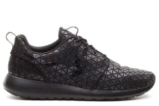 Nike WMNS Roshe Run Metric Nike release photo