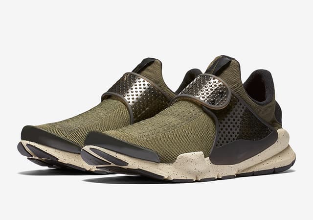 Nike Sock Dart SE Nike release photo