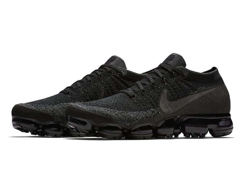 Nike Air VaporMax “Triple Black” release photo 1
