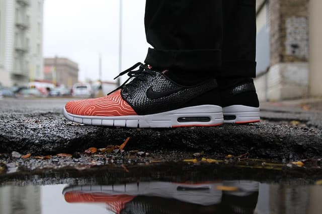 Premier x Nike SB Janoski Max Nike release photo