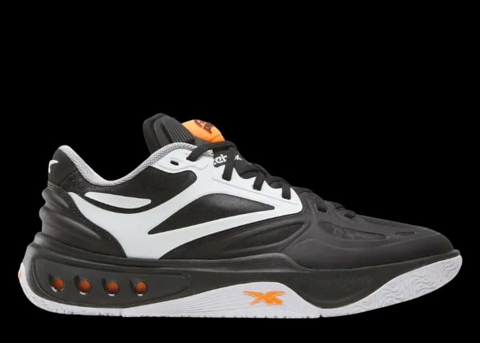 Reebok Engine A Pump release photo 1