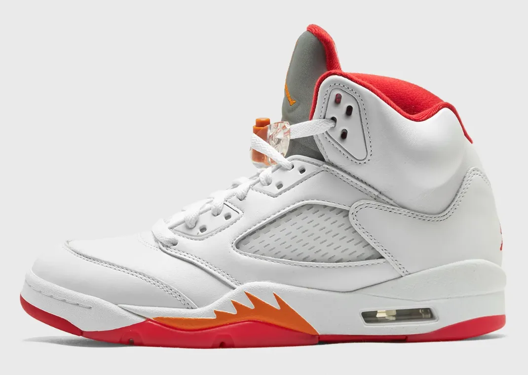 Air Jordan 5 Retro Sunset (W) release photo 3