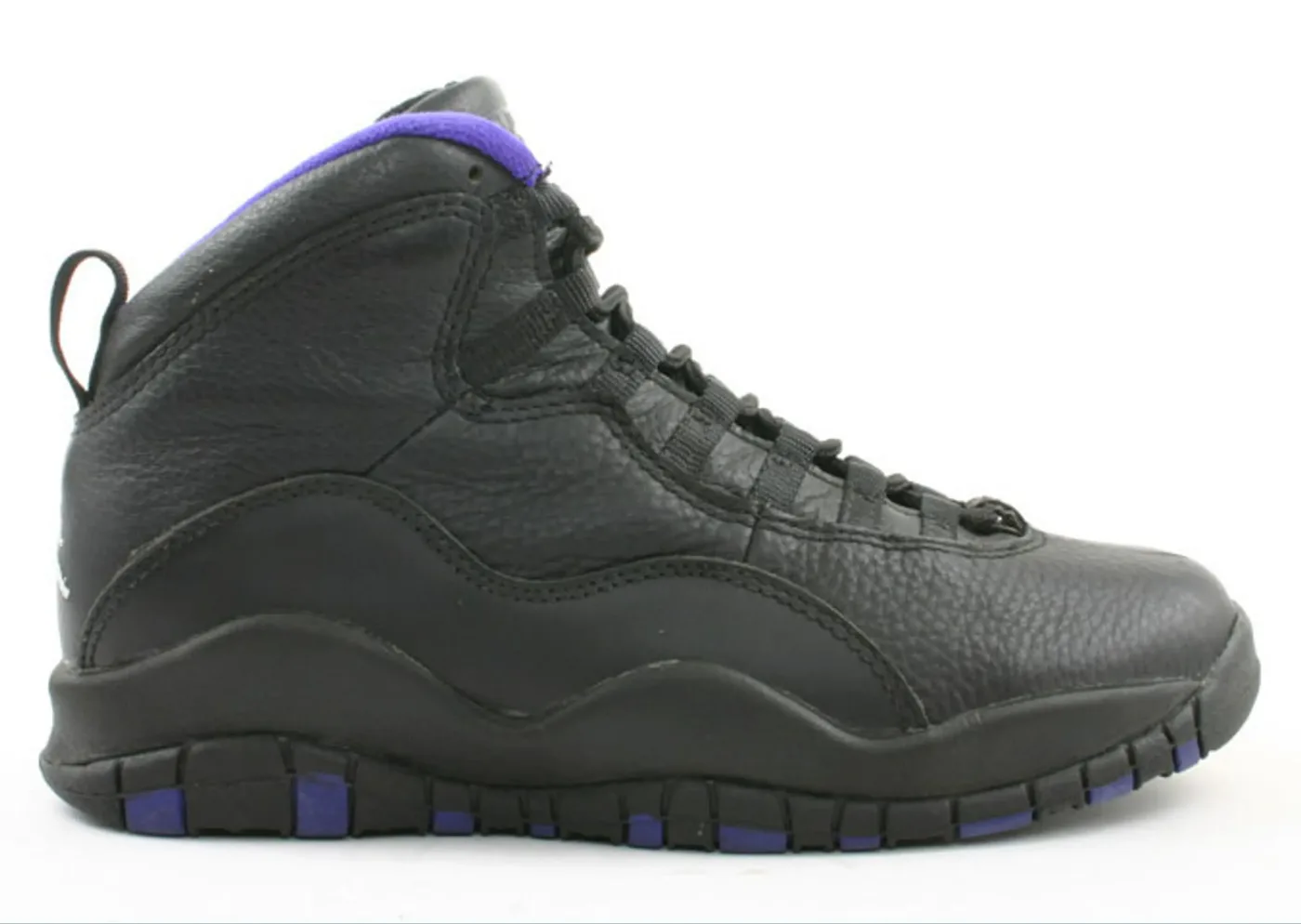 Air Jordan 10 Retro OG Sacramento release photo 3