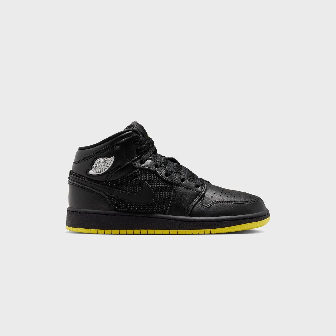 Jordan GS Air Jordan 1 Mid SE - Black / Opti Yellow / Silver release photo 1