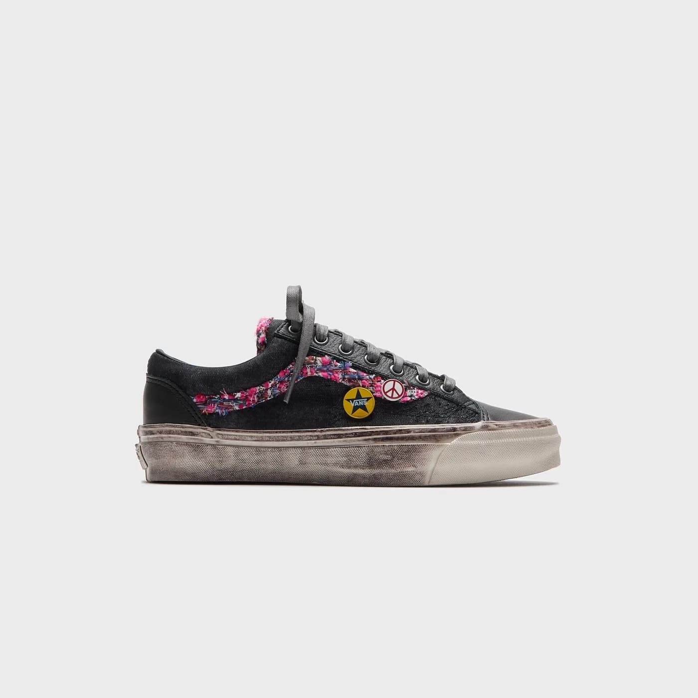 VANS LX Old Skool 36 - Souvenir Faded Black release photo 1