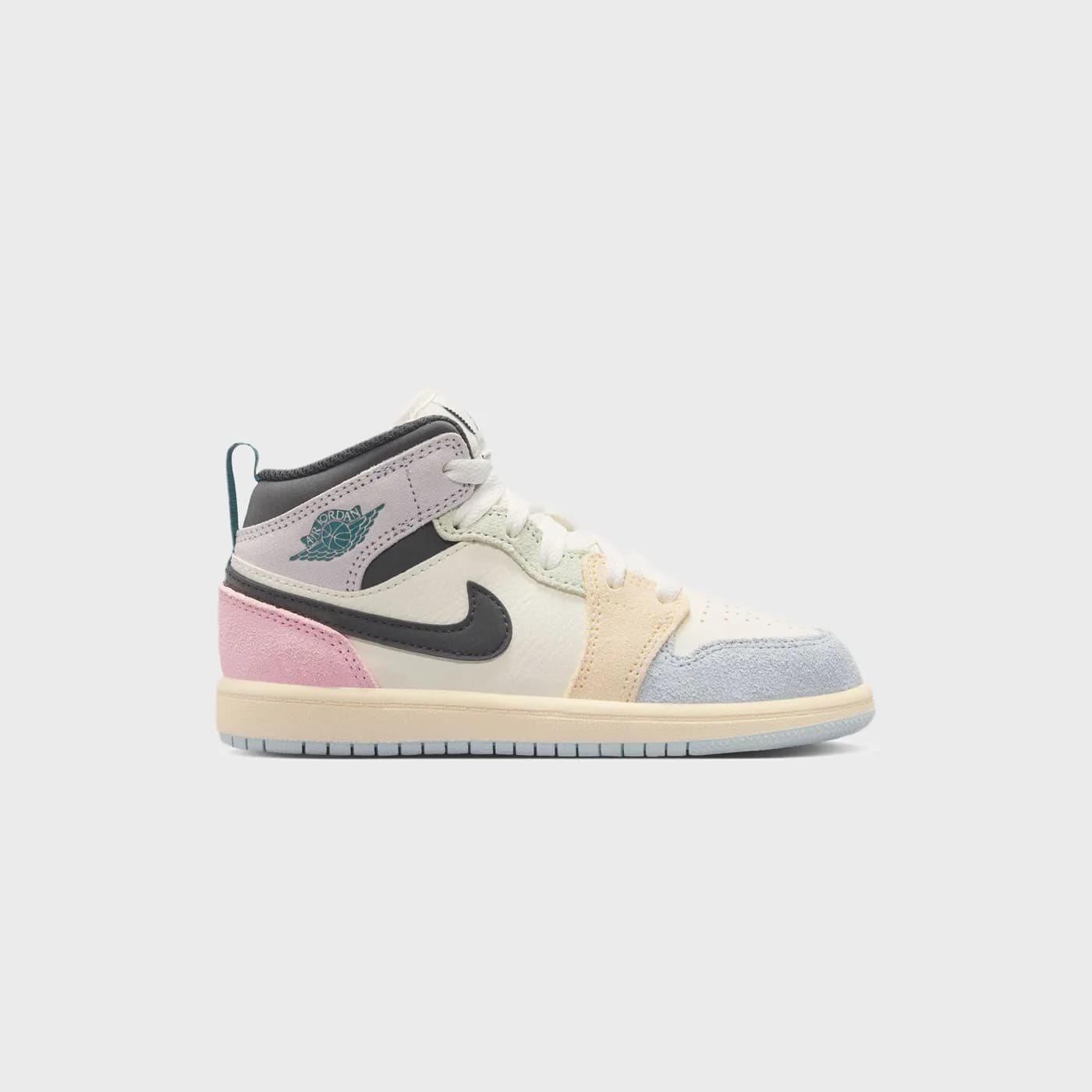 Jordan PS Air Jordan 1 Mid SE - Sail / Iced Jade / Anthracite / Jade Aura release photo 1