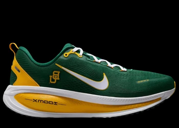 Nike Vomero 18 Baylor release photo 1