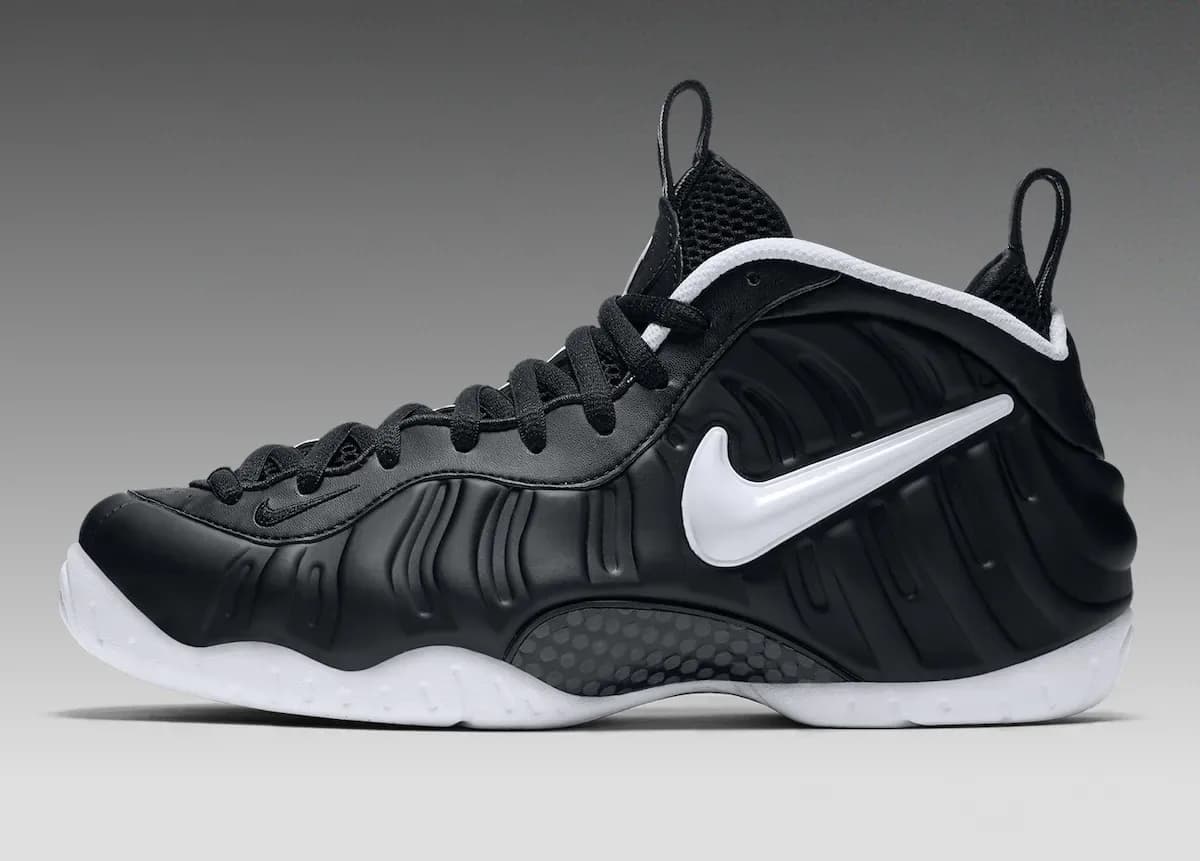 Nike Air Foamposite Pro “Dr. Doom” release photo 2
