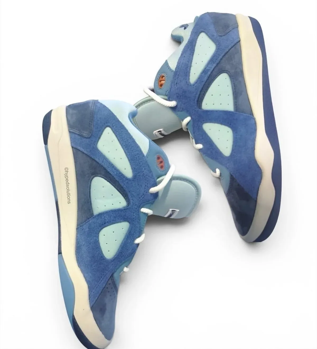 Bad Bunny x adidas Badbo 1.0 “Night Navy” adidas release photo