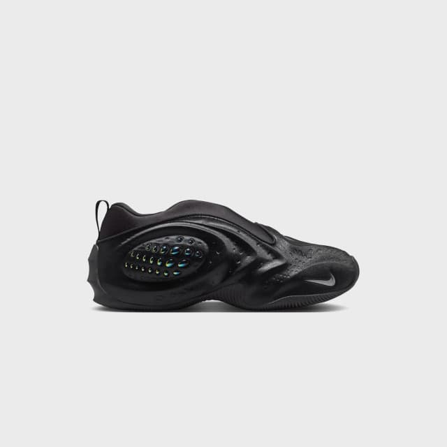Nike WMNS First Sight Shadow - Triple Black Nike release photo