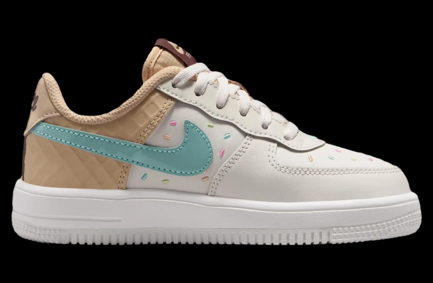Nike Air Force 1 Low GS Ail / Sesame release photo 4