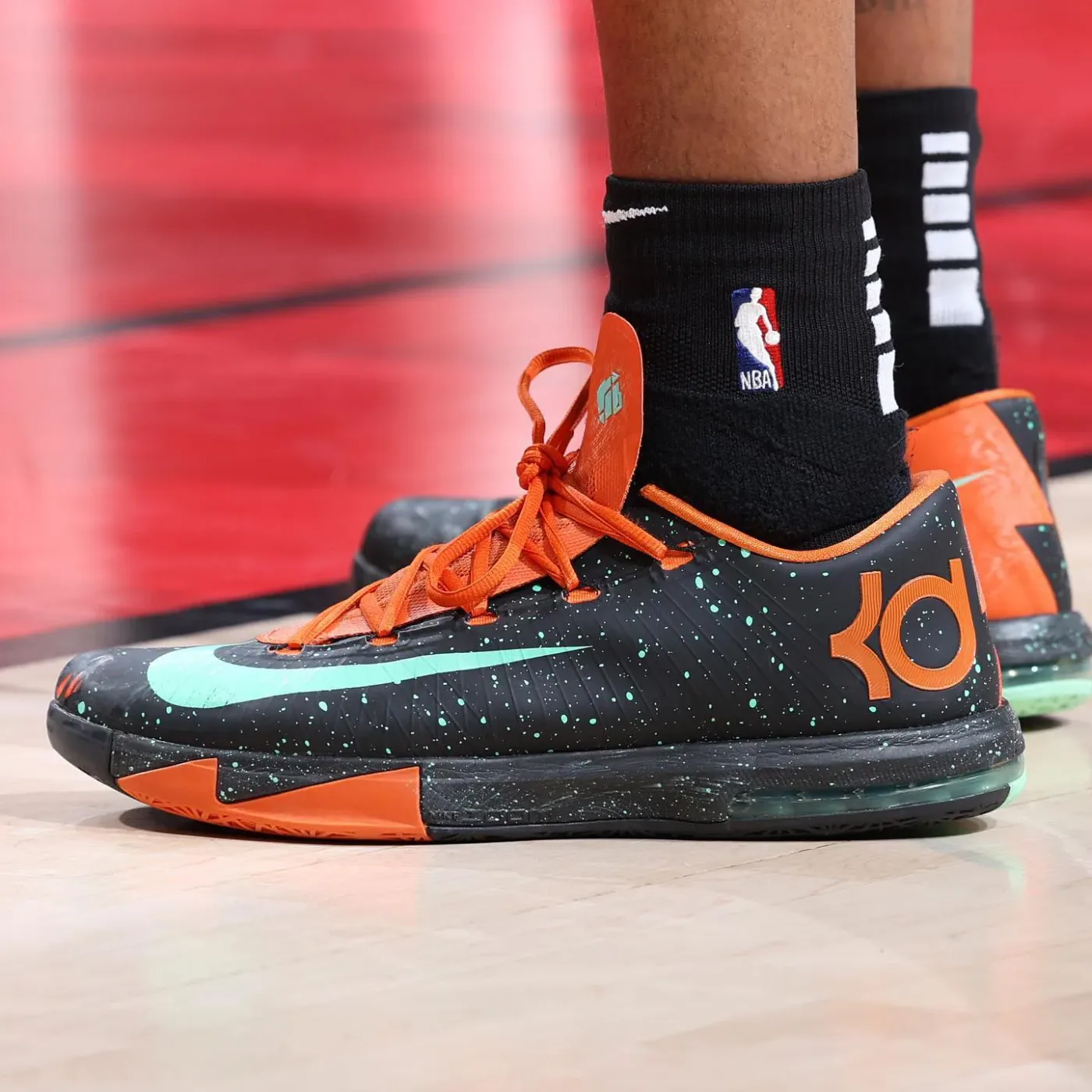 Nike KD 6 “Texas” release photo 6