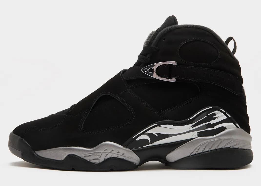 Air Jordan 8 Retro Chrome release photo 3