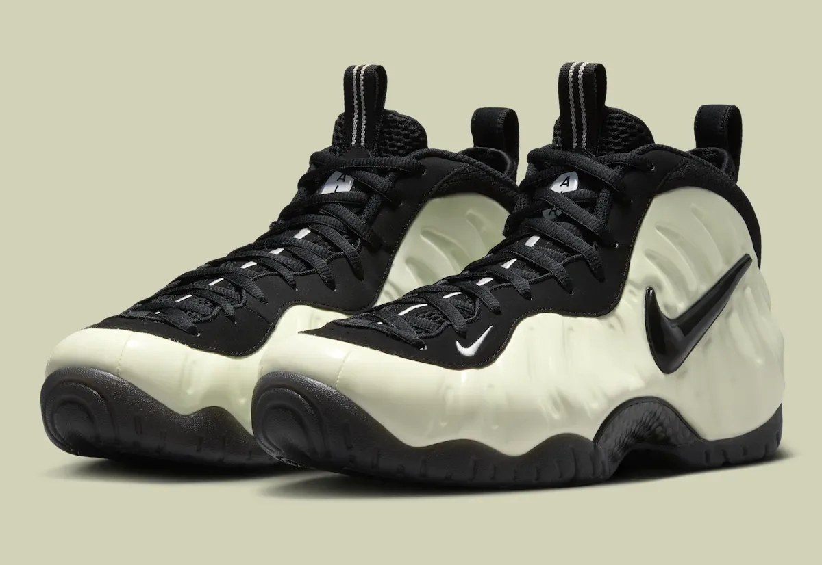 Nike Air Foamposite Pro PRM “Glow in the Dark” release photo 1