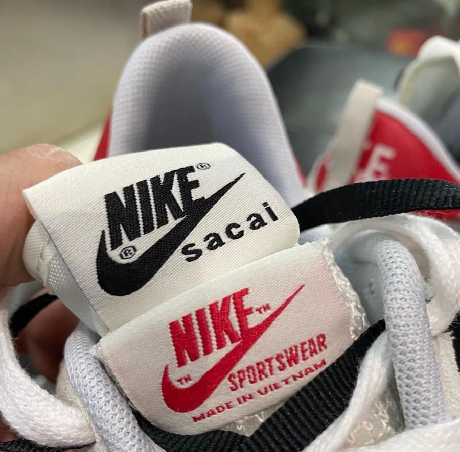 Sacai x Nike VaporWaffle release photo 20