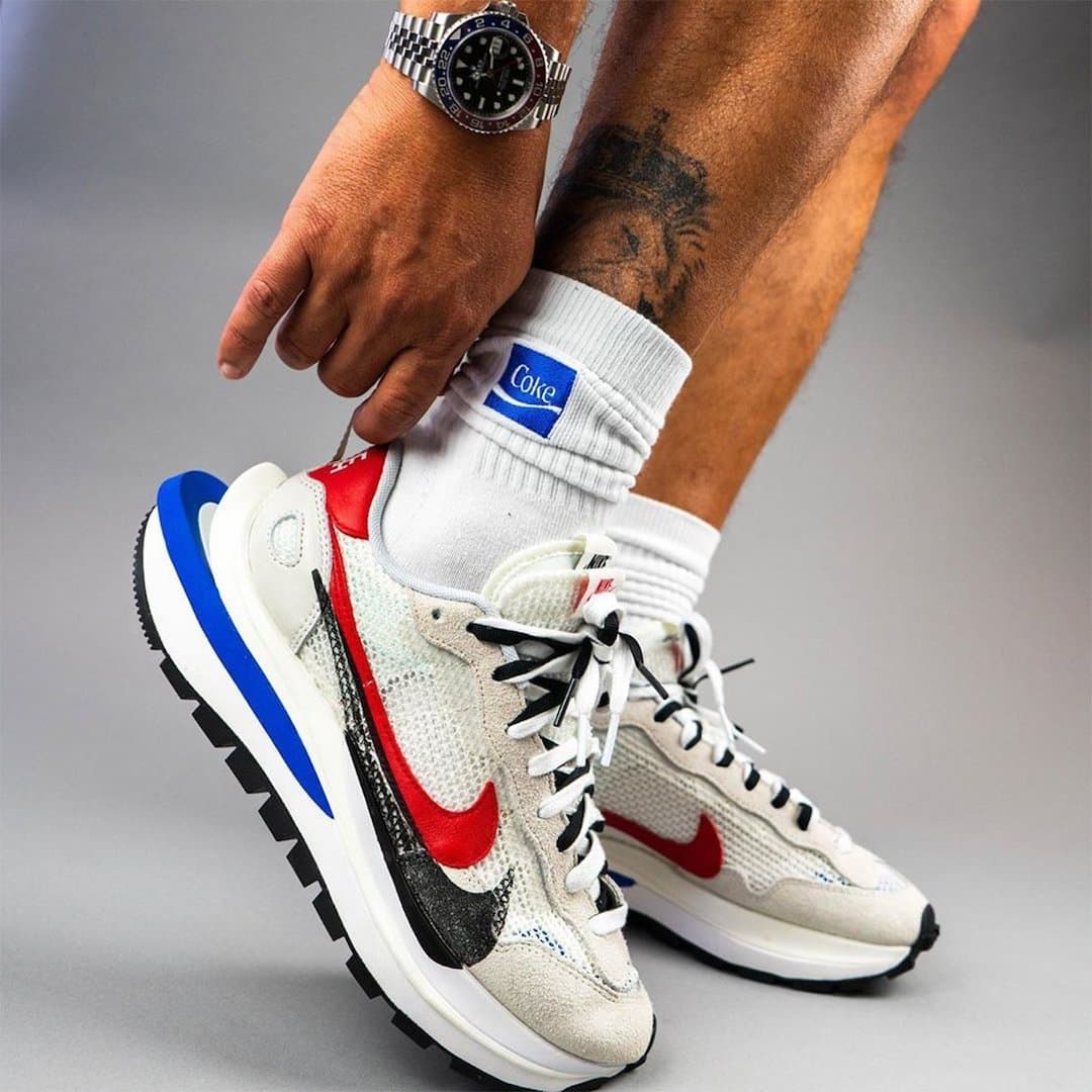 Sacai x Nike VaporWaffle release photo 13