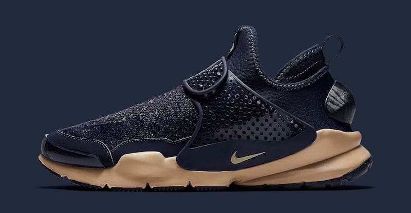 Stone Island x Nike Sock Dart Mid release photo 2