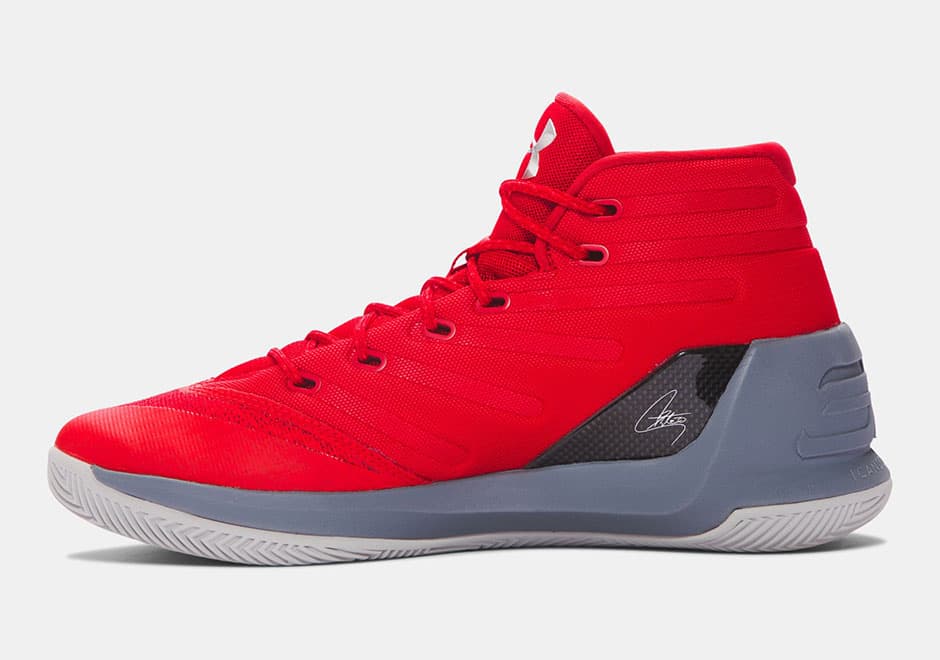 Under Armour Curry 3 “Davidson” release photo 1