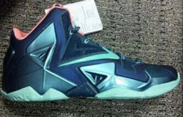 Nike LeBron 11 "Gamma Blue" Nike release photo