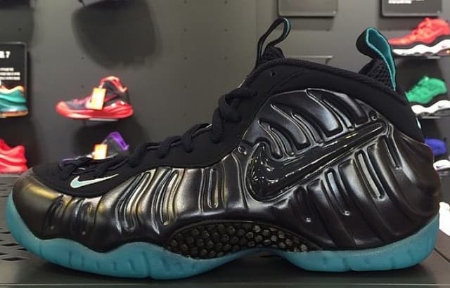Nike Foamposite Pro 'Aqua' Nike release photo