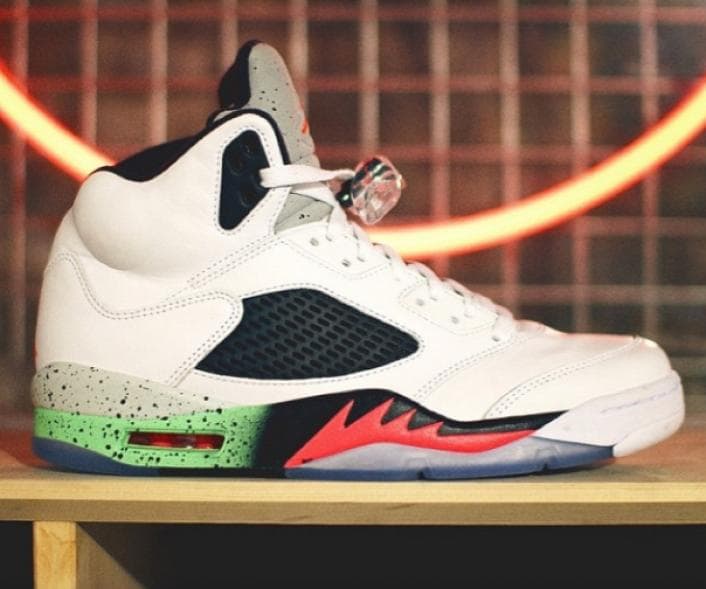 Air Jordan 5 Infrared 23 Light Poison Green release photo 1