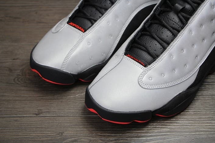 Air Jordan 13 release photo 3