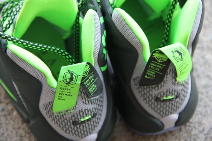 Nike LeBron 12 “Dunk Force” release photo 2