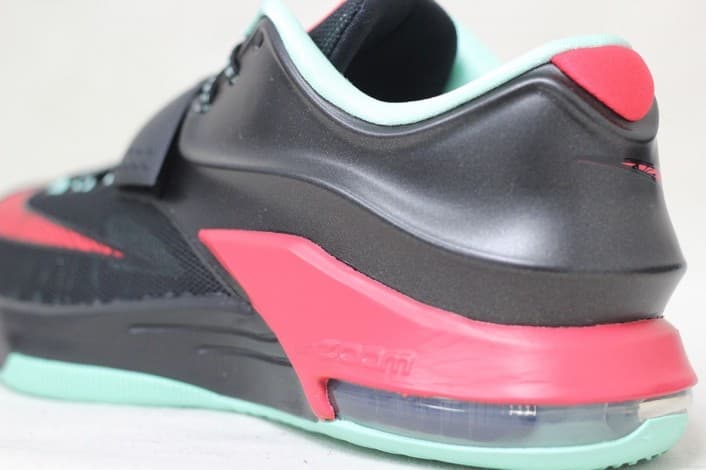 Nike KD 7 'Bad Apple' release photo 3