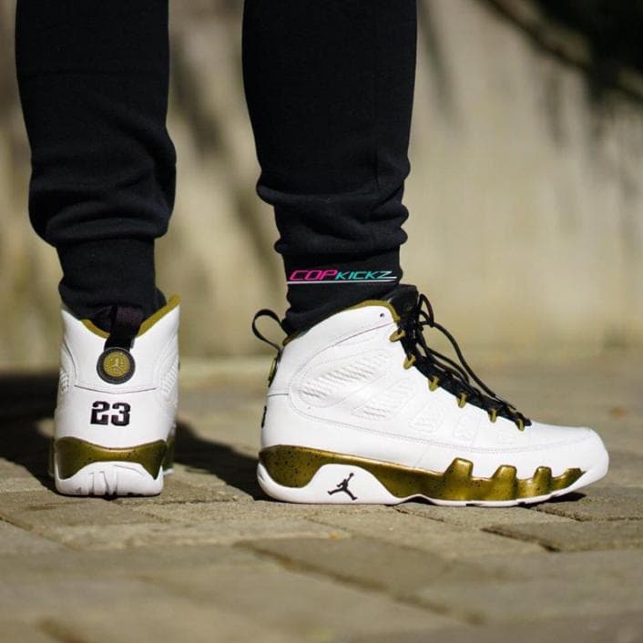 Air Jordan 9 'Statue' release photo 5