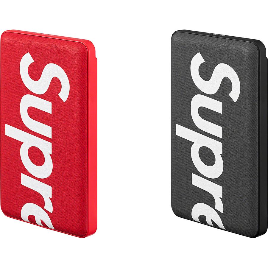 Supreme®/mophie Snap+ Juice Pack Mini