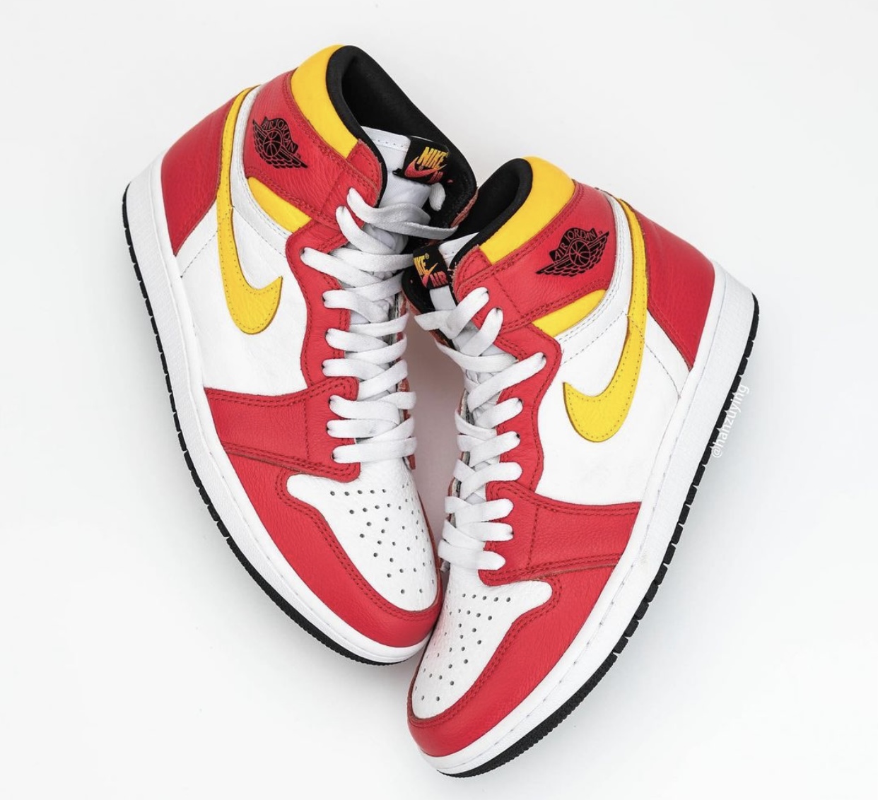 Air Jordan 1 High OG “Light Fusion Red”