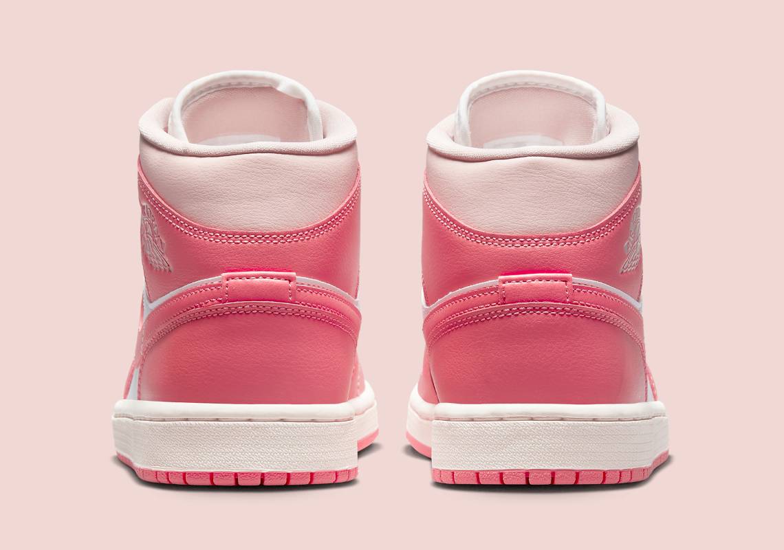 Air Jordan 1 Mid
