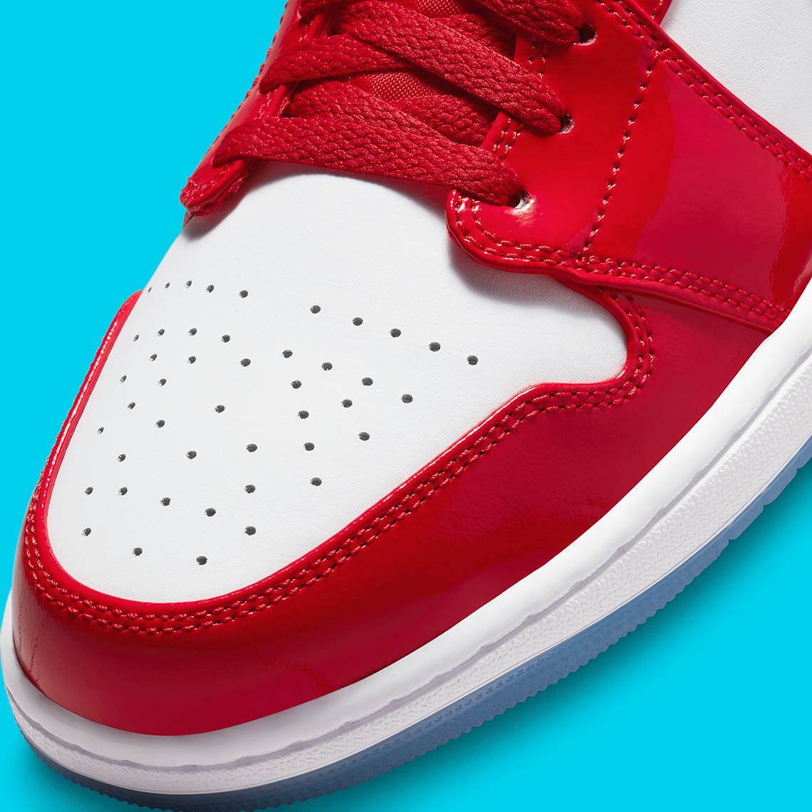 Air Jordan 1 Mid