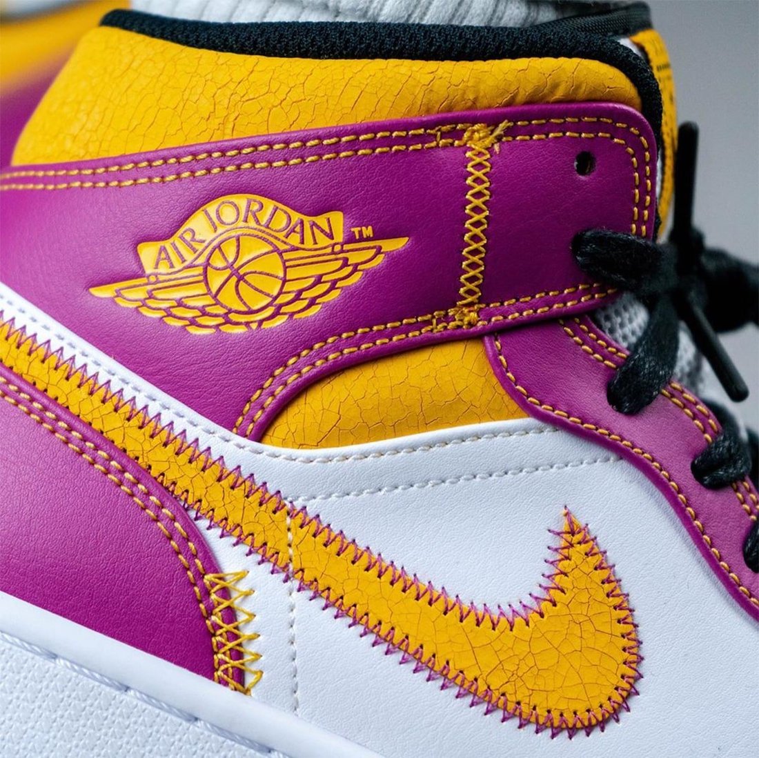 Air Jordan 1 Mid “Day of the Dead”
