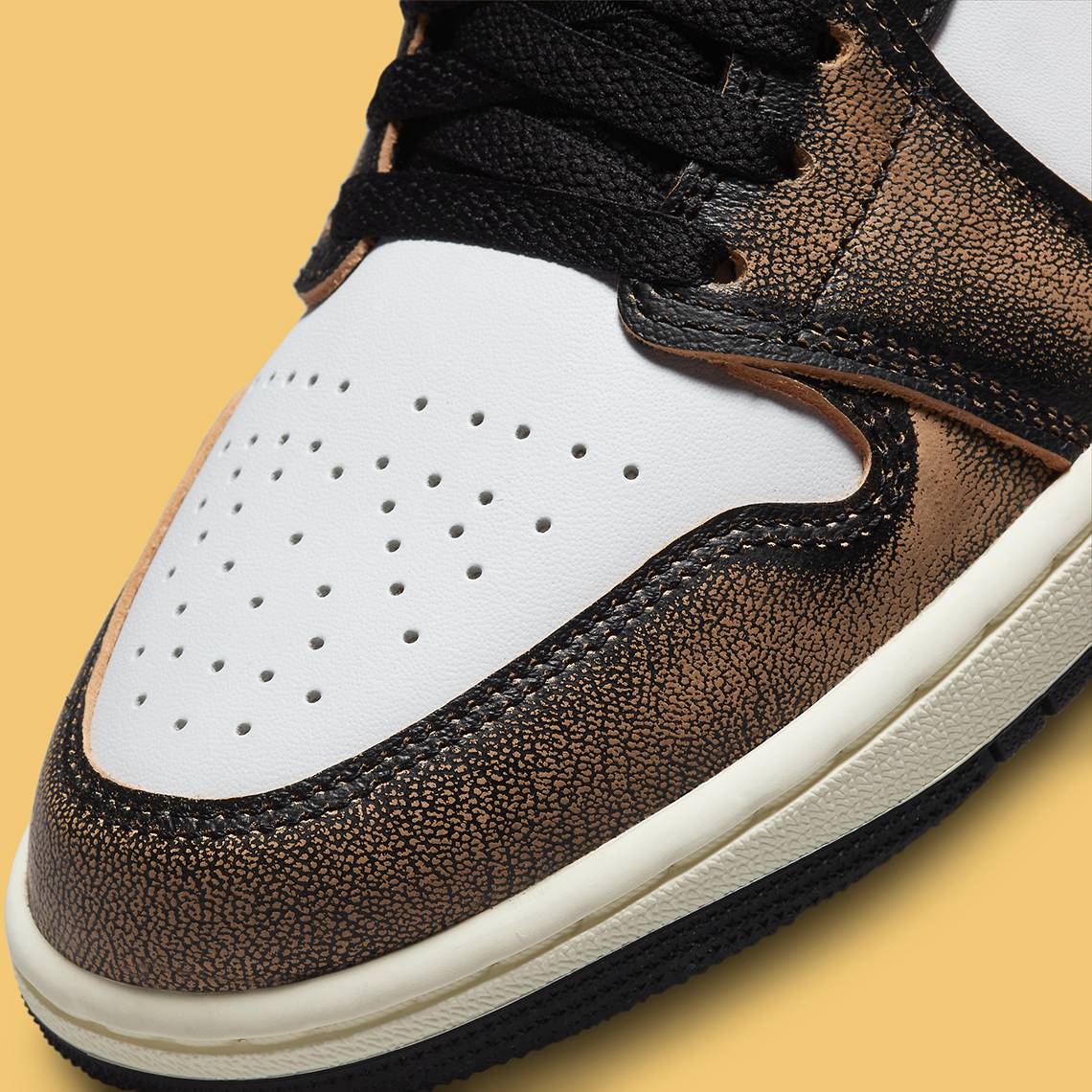 Air Jordan 1 Low Wear-Away