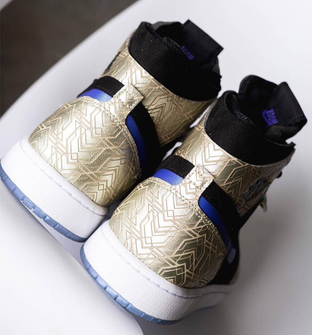 Air Jordan 1 Zoom CMFT “Gold Laser”