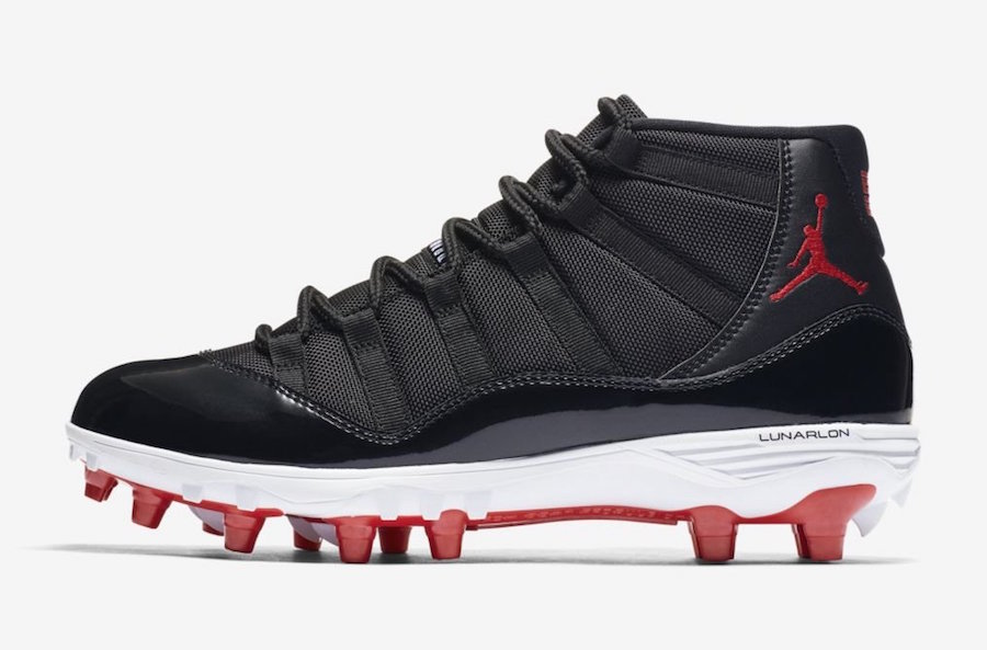 Air Jordan 11 Cleats
