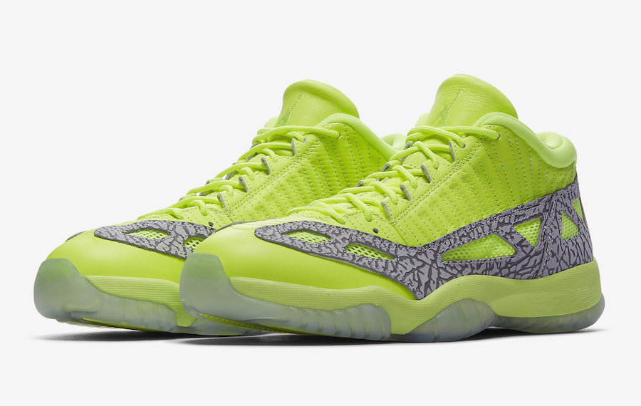 Air Jordan 11 Low IE