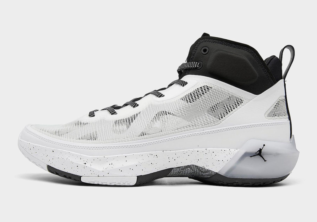 Air Jordan 37 “Oreo”