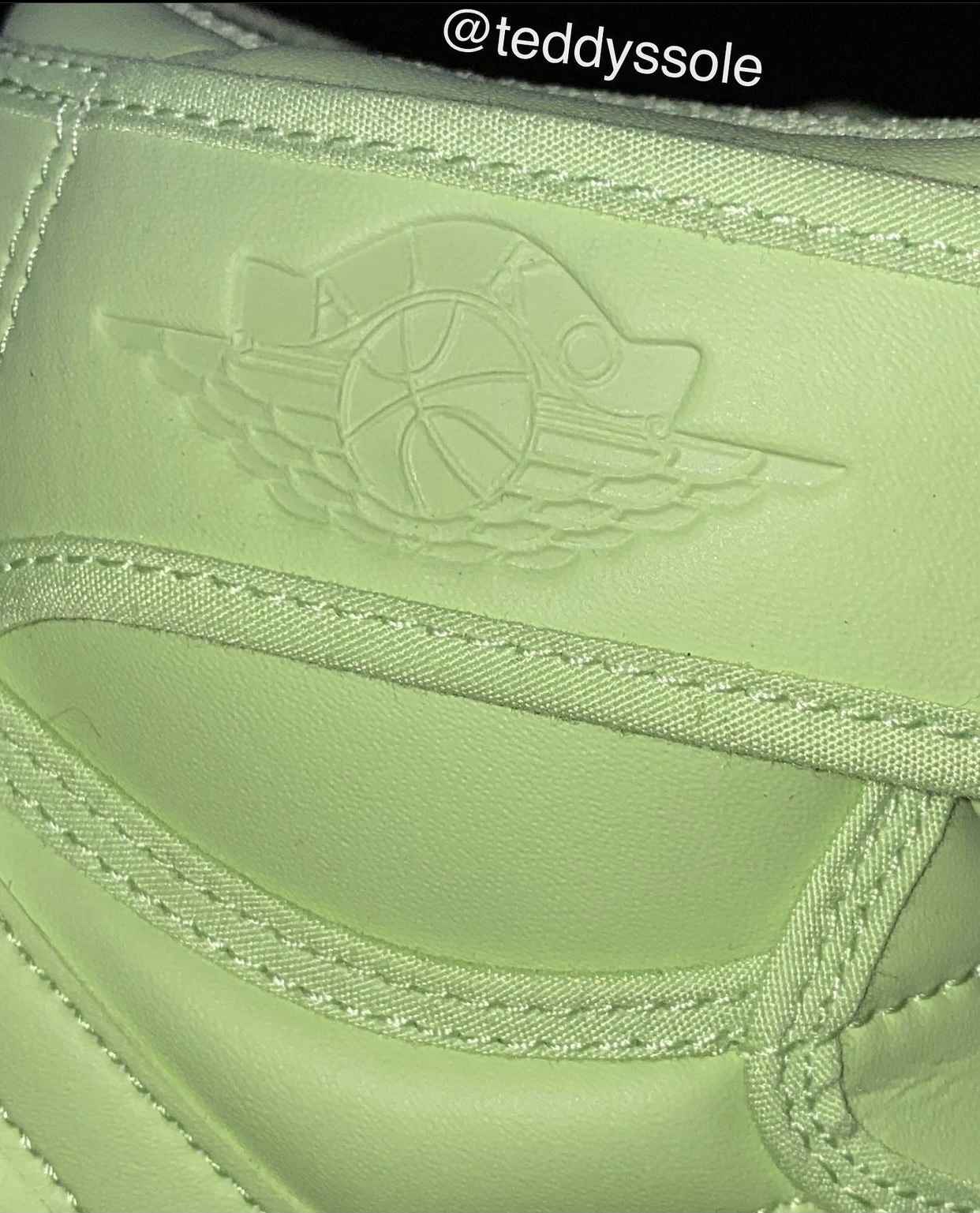 Billie Eilish x Air Jordan 1 KO