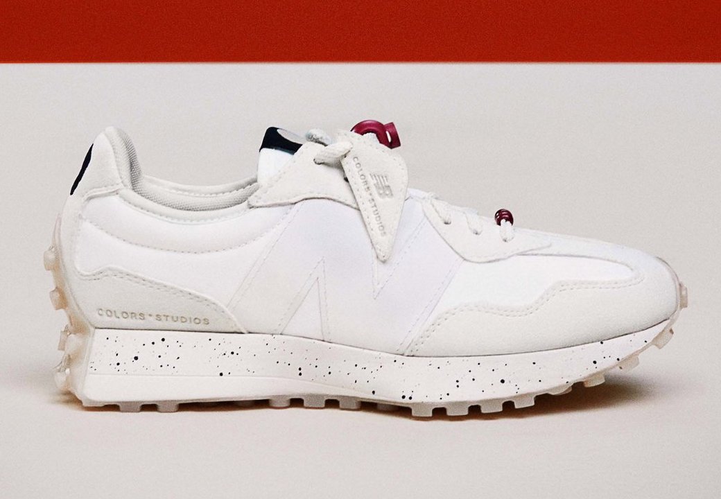 COLORSxSTUDIOS x New Balance 327