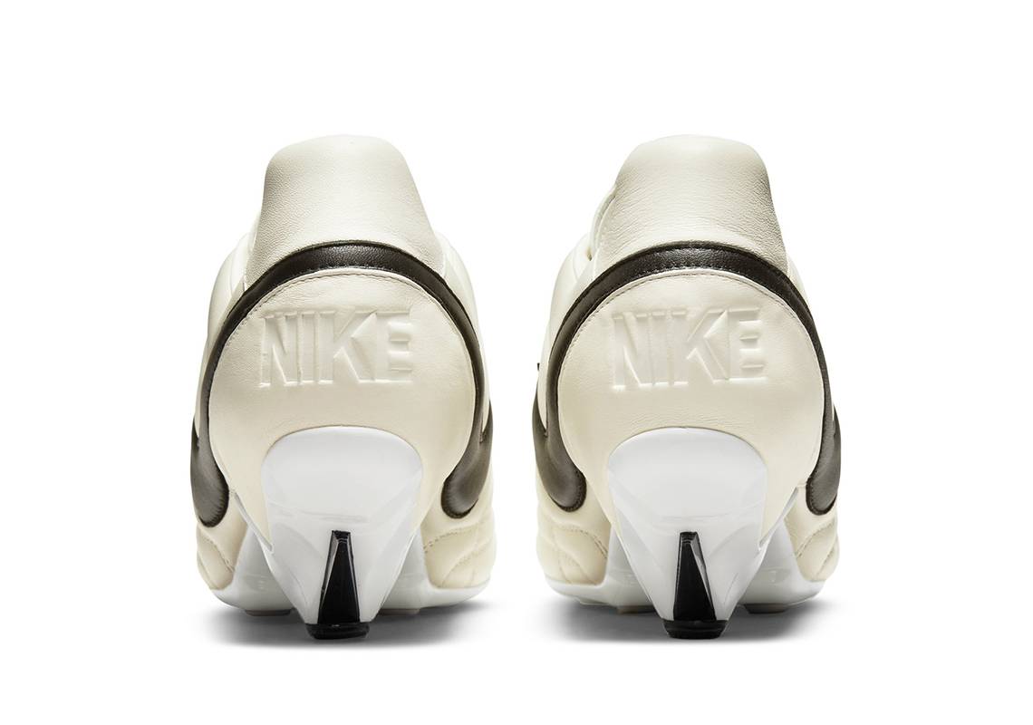 COMME des GARÇONS x Nike Premier