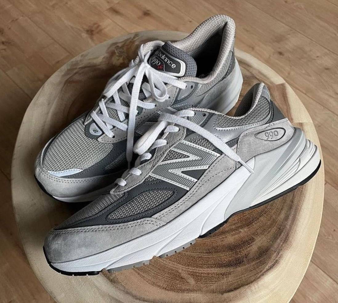 New Balance 990v6