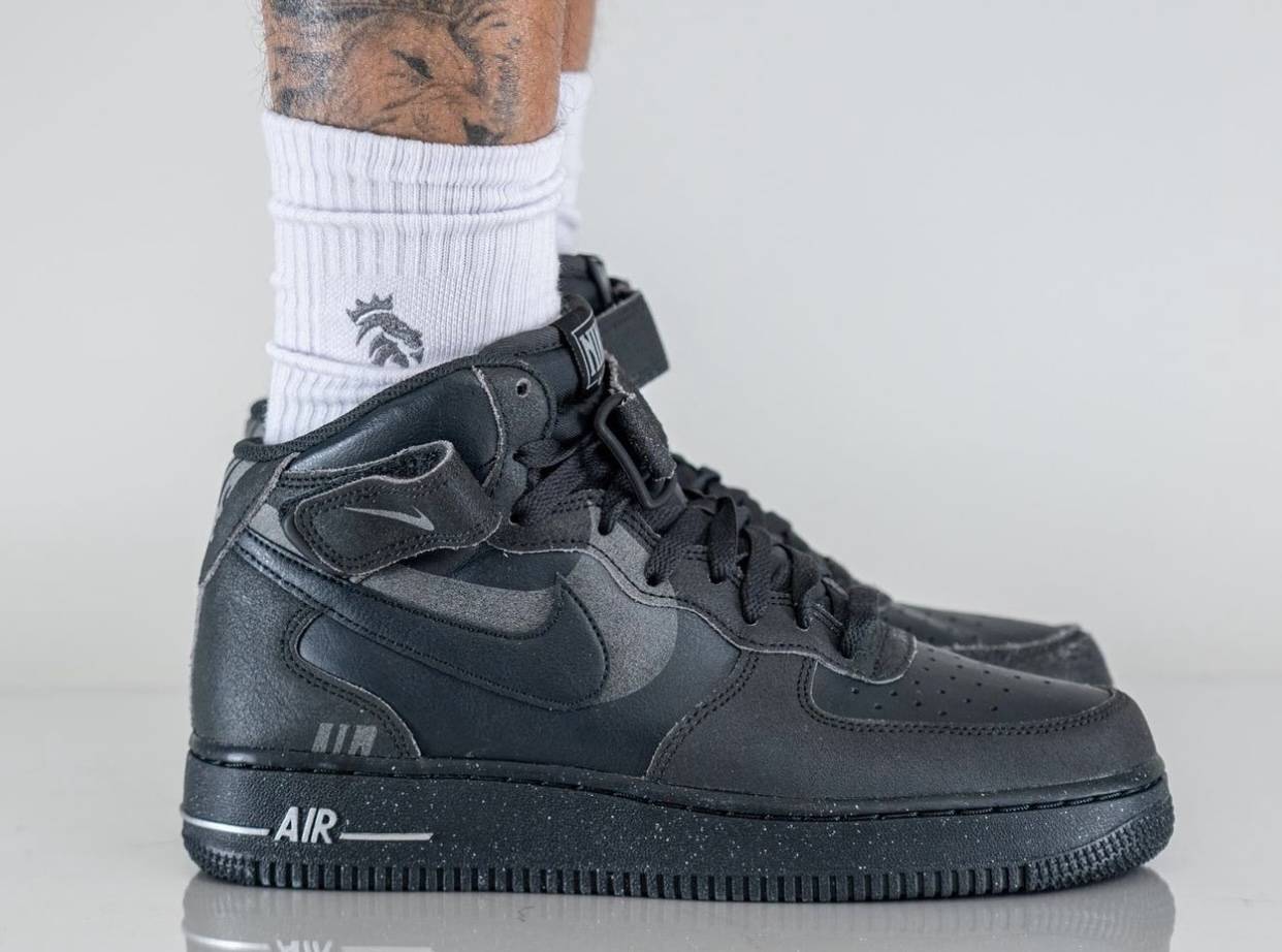 Nike Air Force 1 Mid “Off Noir”