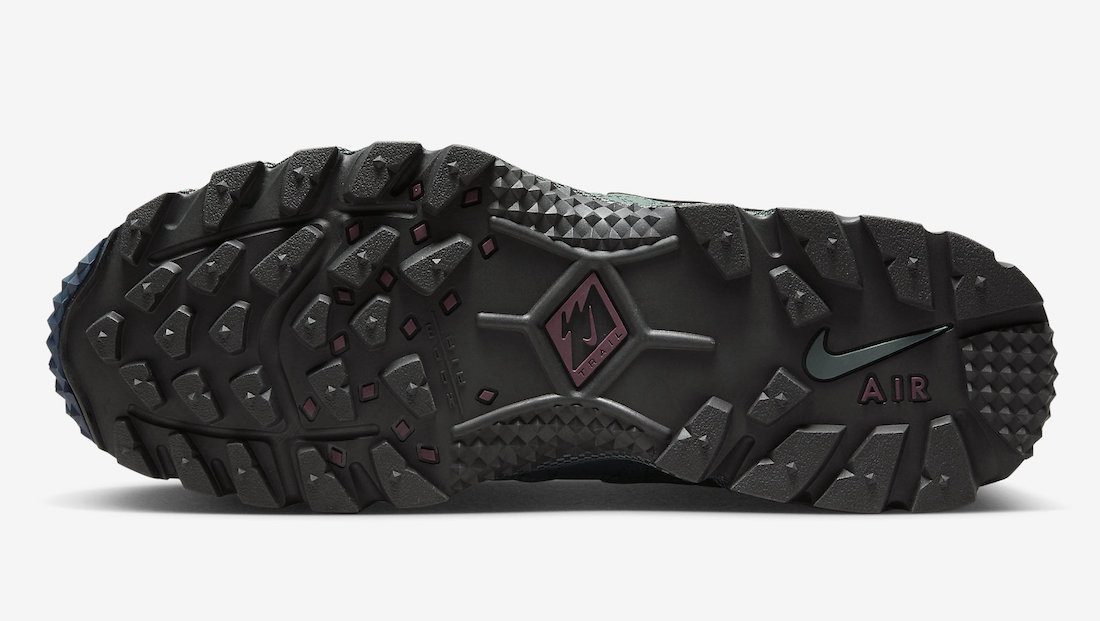 Nike Air Humara “Faded Spruce”